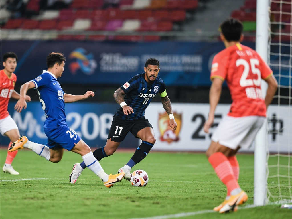 中超冠军对决J联冠军,0比4是否揭示真正实力差距? 中超冠军对决J联冠军,0比4是否揭示真正实力差距?